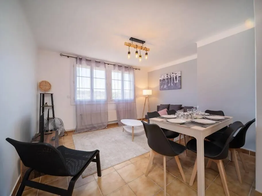 Appartement Tout Equipe Traversant 6 A 8 Couchages location